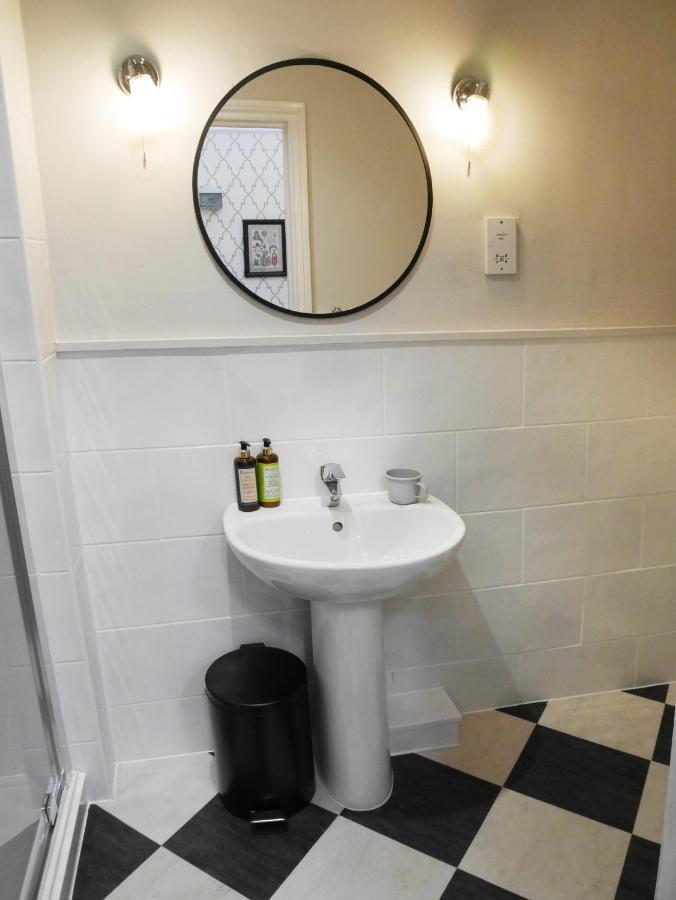 Hotel The Fleece à Witney Extérieur photo