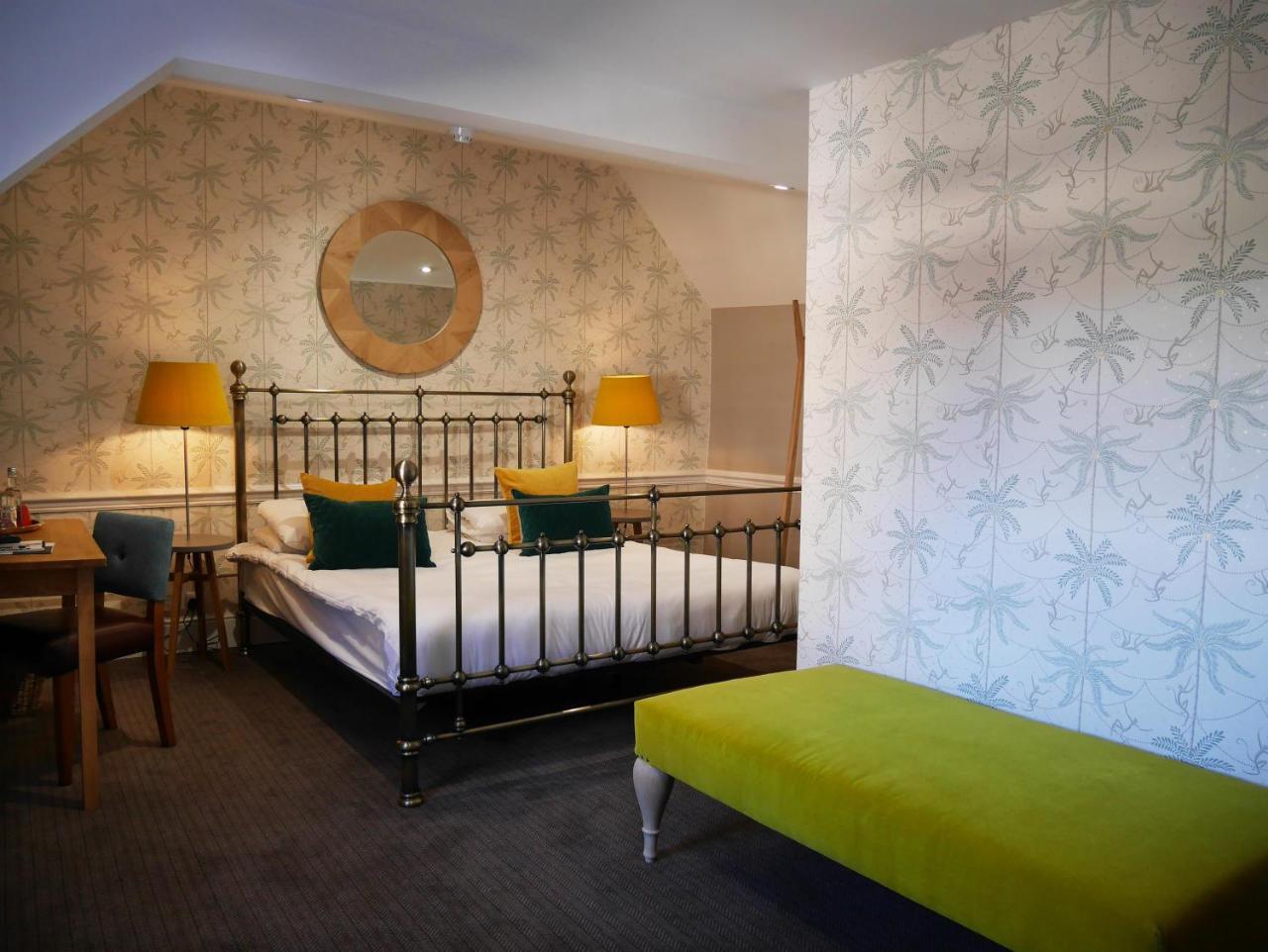 Hotel The Fleece à Witney Extérieur photo