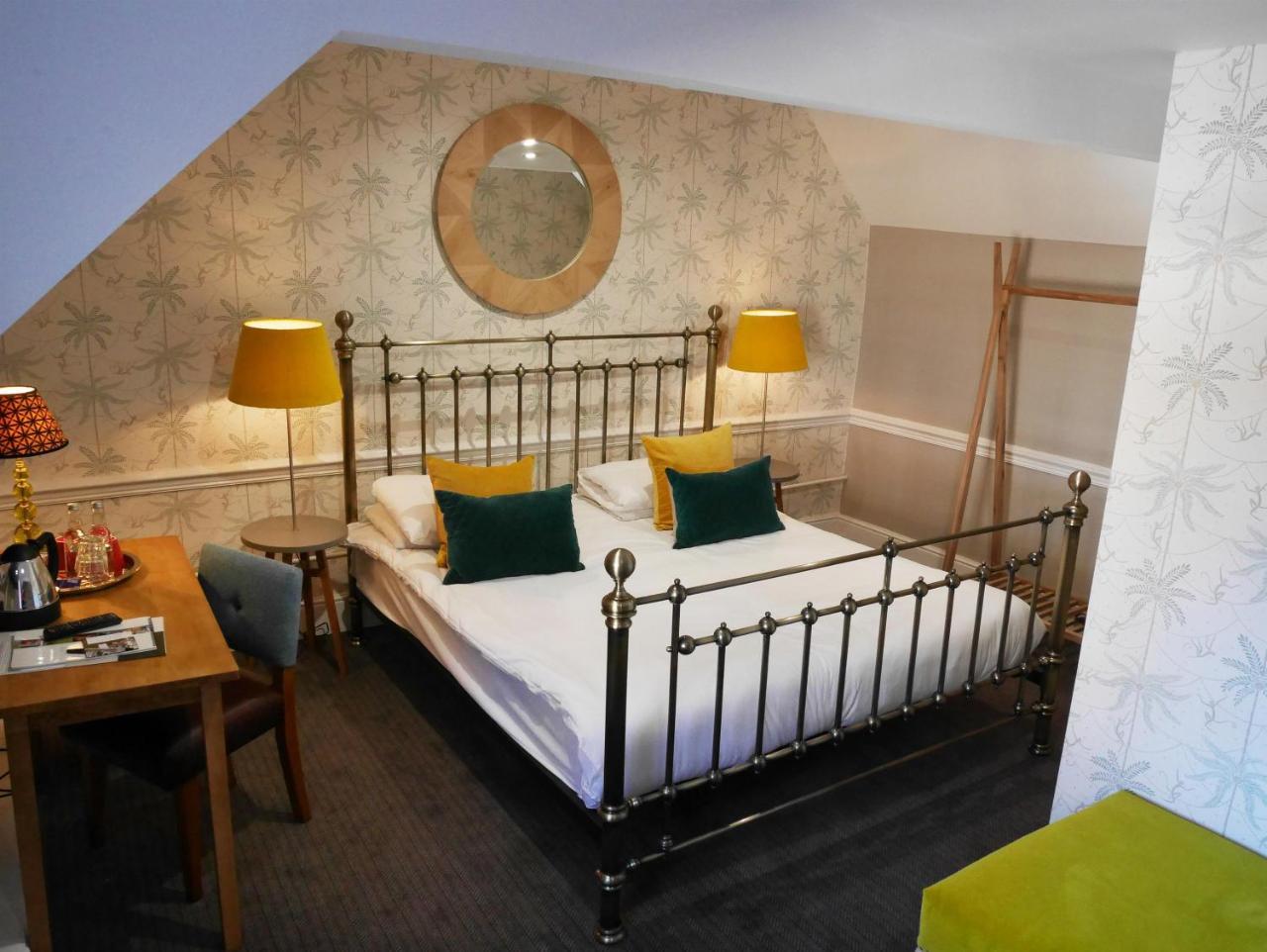 Hotel The Fleece à Witney Extérieur photo